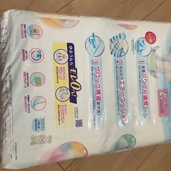 メリーズ　赤ちゃん用オムツMサイズ　3つセット　　の画像