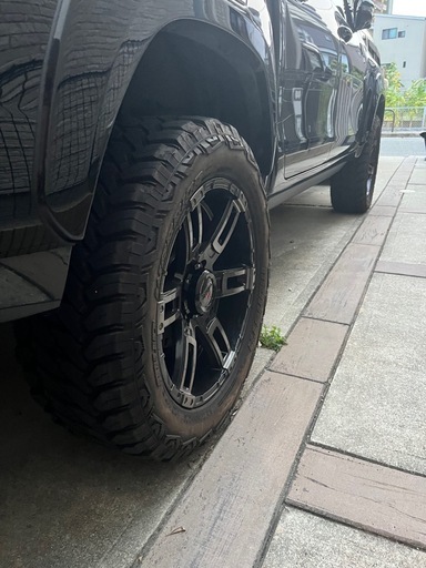 RV車用20インチタイヤ&ホイール