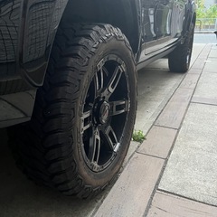 RV車用20インチタイヤ&ホイールの画像