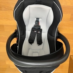 西松屋　チャイルドシートの画像