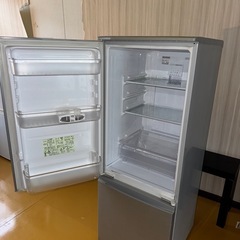 シャープ2ドア冷蔵庫2014年式 の画像