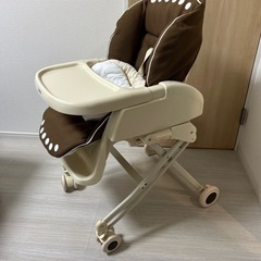 アップリカ　ハイローベッド＆チェアの画像