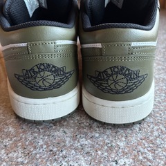 NIKE エアジョーダンLow【試し履きのみ】の画像