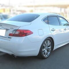 月々2.5万円で乗れる！日産 フーガ ハイブリッド　走行距離5.8万キロ！ 総額120万円！の画像