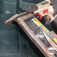 ✨日立　中古　NT55M2　仕上げ釘打機　55ｍｍ　ケース付き✨うるま市田場✨の画像