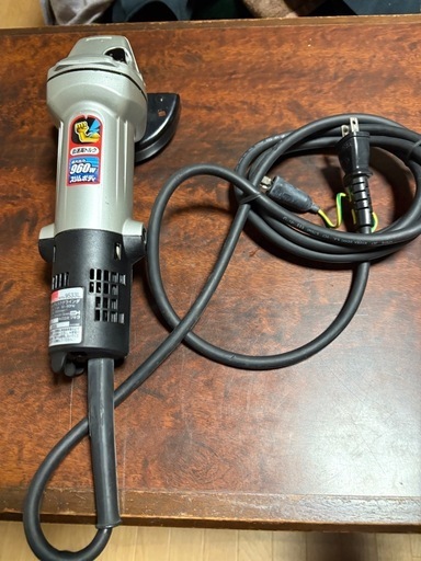 マキタのサンダー未使用品