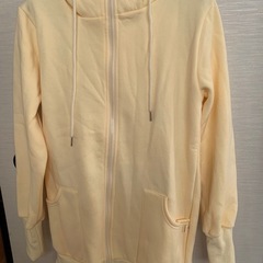 【未使用】クマ耳　抱っこパーカー　Lの画像