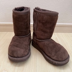 UGG Australia 5251T/160/US9/トドラークラシック/ムートンブーツ 子供 キッズの画像
