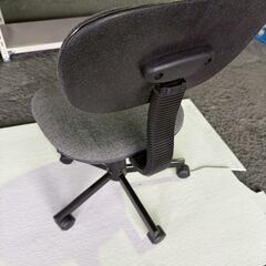 【お引取 限定】オフィスチェア　キャスター付き　事務椅子　＊017Hの画像