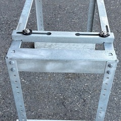 エアコン架台の画像