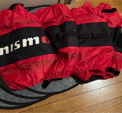 NISMO タイヤカバー 4個セット 赤 黒 カー用品　日産 NISMO ホイールタイヤカバー KWA4050K20 中古品