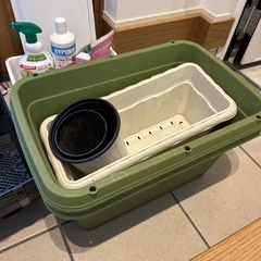 園芸用品　ハイポネックス　虫退治　植物やお花　プランター　植物お花用の土　使いかけの画像