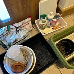 園芸用品　ハイポネックス　虫退治　植物やお花　プランター　植物お花用の土　使いかけの画像