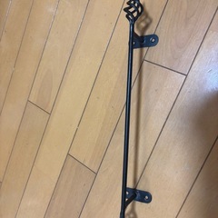 アイアン製タオル掛け、トイレットペーパーホルダーの画像