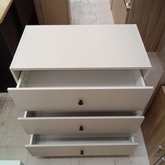 リユースのサカイ栃木店★ジモティ割あり★  チェスト ベージュ W69×D38×H67 クリーニング済み TC11470の画像