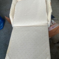 ベビーベッドの画像