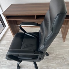 レザーオフィスチェア※デスクはありませんの画像