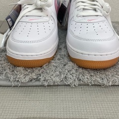 【新品・未使用】NIKE AIR FORCE 1 LOW RETRO ナイキ エアフォースワン　ホワイト/ピンク 30cmの画像
