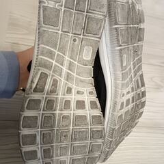 スニーカー　運動靴　25センチの画像