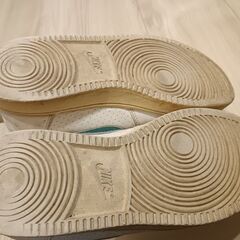 NIKE　ナイキ　スニーカーの画像