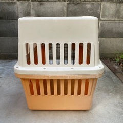 無料！ペットキャリーケース　中型犬用
の画像
