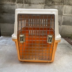 無料！ペットキャリーケース　中型犬用
の画像