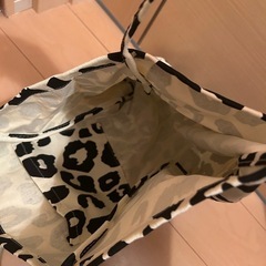 ヒョウ柄 
トートバッグの画像