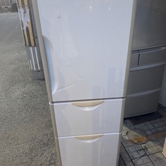 洗濯機と冷蔵庫の画像