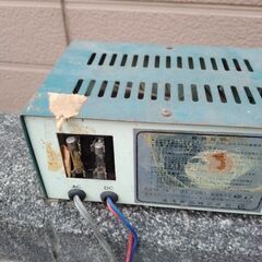 謎工具　とっても古いバッテリーの画像