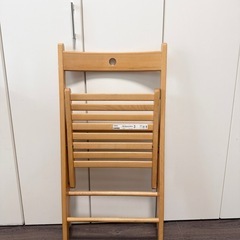 譲ります！IKEA折りたたみ椅子の画像