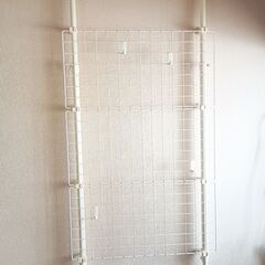 突っ張り パーテーション メッシュ 幅700×奥行75×高さ195～250cm 壁面収納 間仕切りの画像