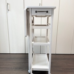 譲ります！キャスター付きワゴンの画像