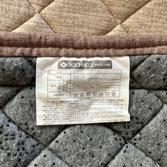 キルティング カーペットの画像