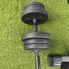 筋トレ用ベンチ　バーベルセットの画像