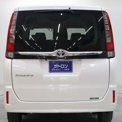 ☆4WD・革シート・Bluetooth☆の画像