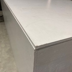 展示台　店舗什器　手作り　白塗りの画像