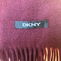 K2511-091 DKNY マフラー ストール 無地 ワインレッド 中古美品の画像
