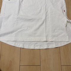 白チュニック　Tシャツの画像