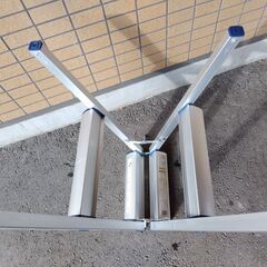 武田コーポレーション アルミ踏み台 2段 AKT-2D　脚立 アルミ 踏み台 2段 洗車台 折りたたみ式 折り畳み 折畳 折りたたみ ステップ台 足場 作業台 軽量 耐荷重100kg 滑り止め はしご ハシゴ 梯子 大掃除 雪かき 引っ越し 日曜大工 アルミ製 幅広の画像