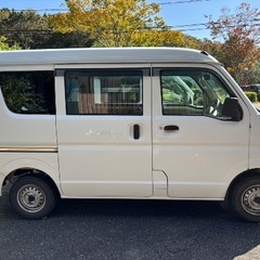 ミニキャブバン　令和１年式　９万キロ