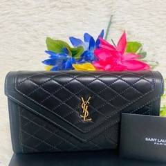 箱付き✨SAINT LAURENT✨サンローラン✨財布✨カサンドラロゴ✨ギャビーの画像