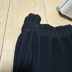 シーイン黒プリーツスカートの画像