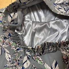 HARE 花柄ワイドパンツの画像