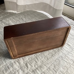 木製　ティッシュケースの画像