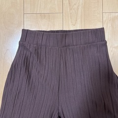 茶色　プリーツパンツの画像