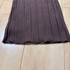 茶色　プリーツパンツの画像