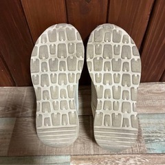 レディースメッシュホワイトスニーカーの画像