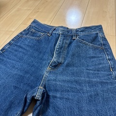 guデニム　ジーンズ美品の画像