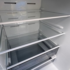 D55◇新品同様◇ハイセンス 2ドア冷蔵庫◇257L◇2024年製◇2段式冷凍室◇HR-G260HWの画像