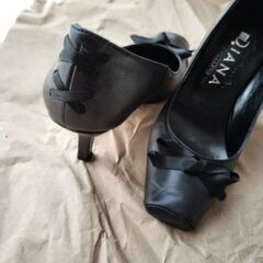 DIANA黒ヒール（21.0cm）の画像